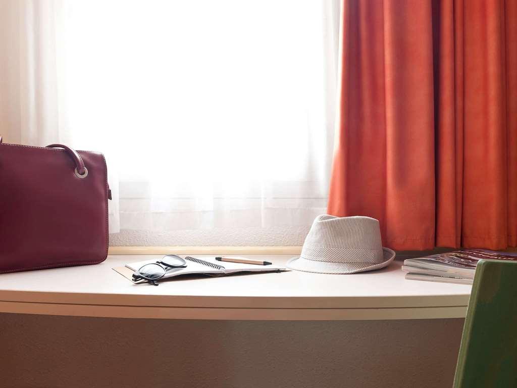 B&B Hotel Bordeaux Merignac Cadera Aeroport Room photo