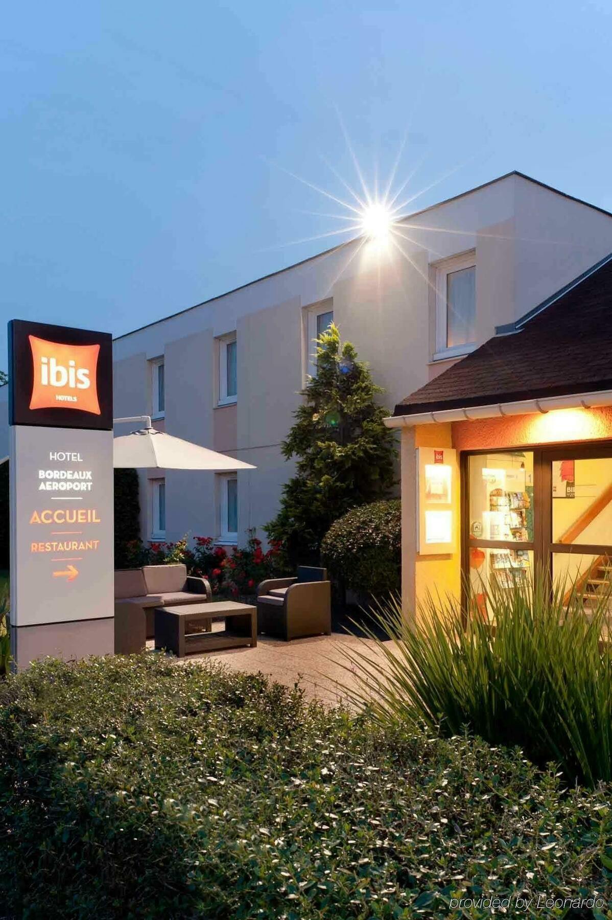 B&B Hotel Bordeaux Merignac Cadera Aeroport Exterior photo